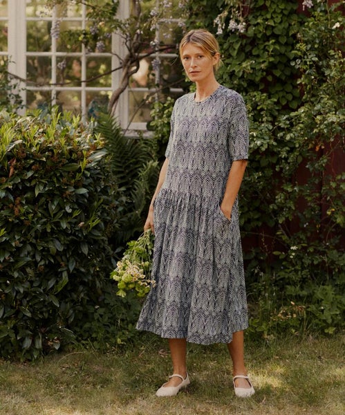 Masai MaNustina mekko