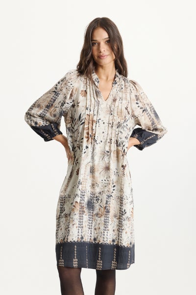 In Front Susan mekko