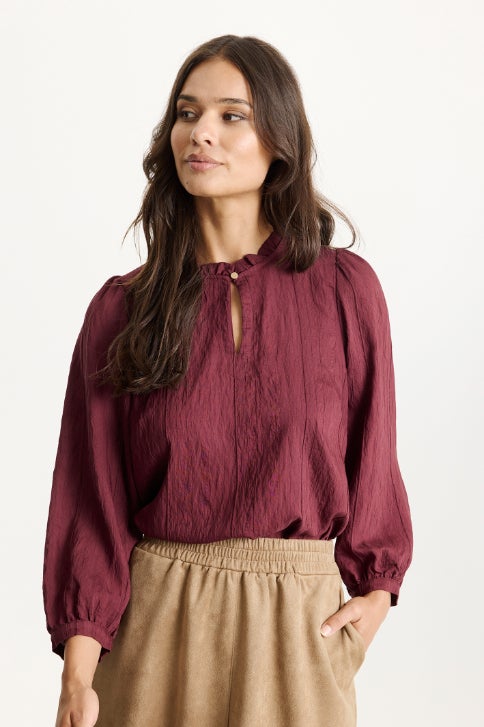 In Front Marlene pusero