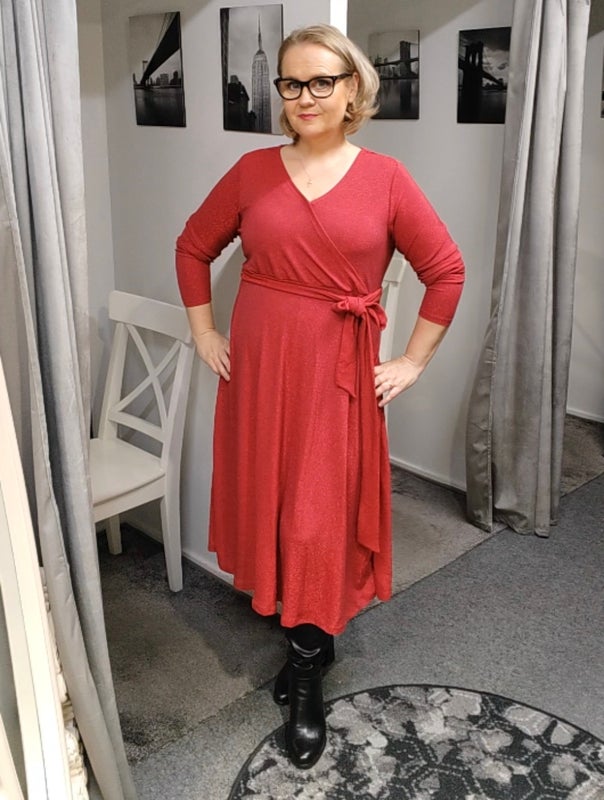 Zhenzi Jaylee punainen mekko