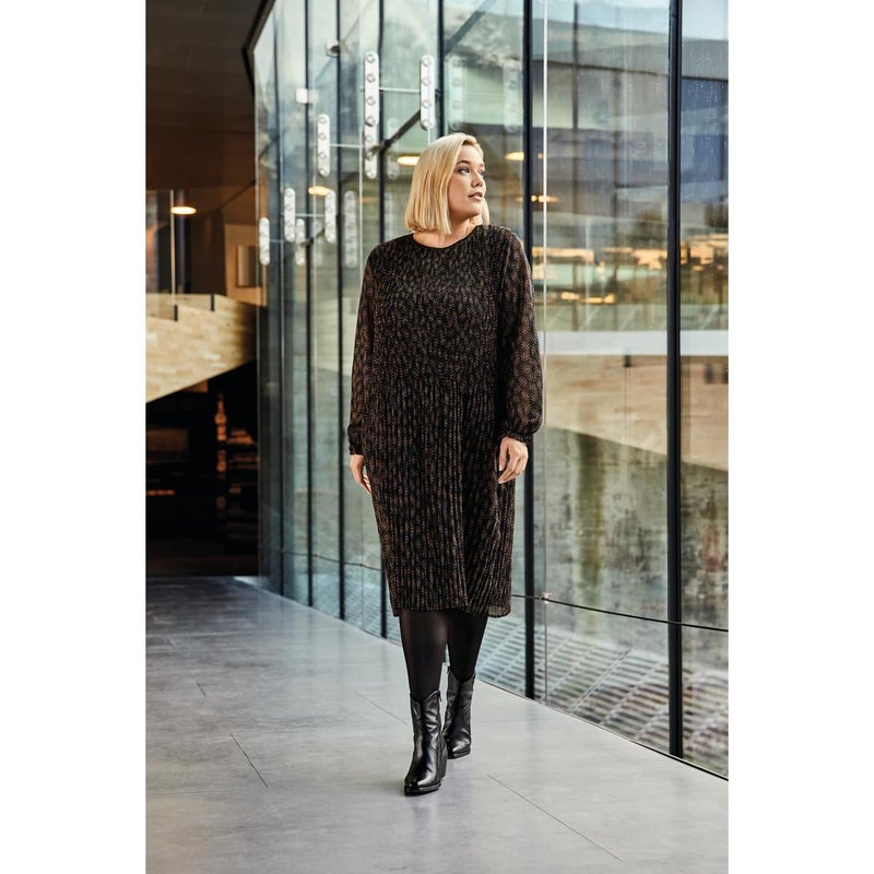 Ciso pliseerattu mekko